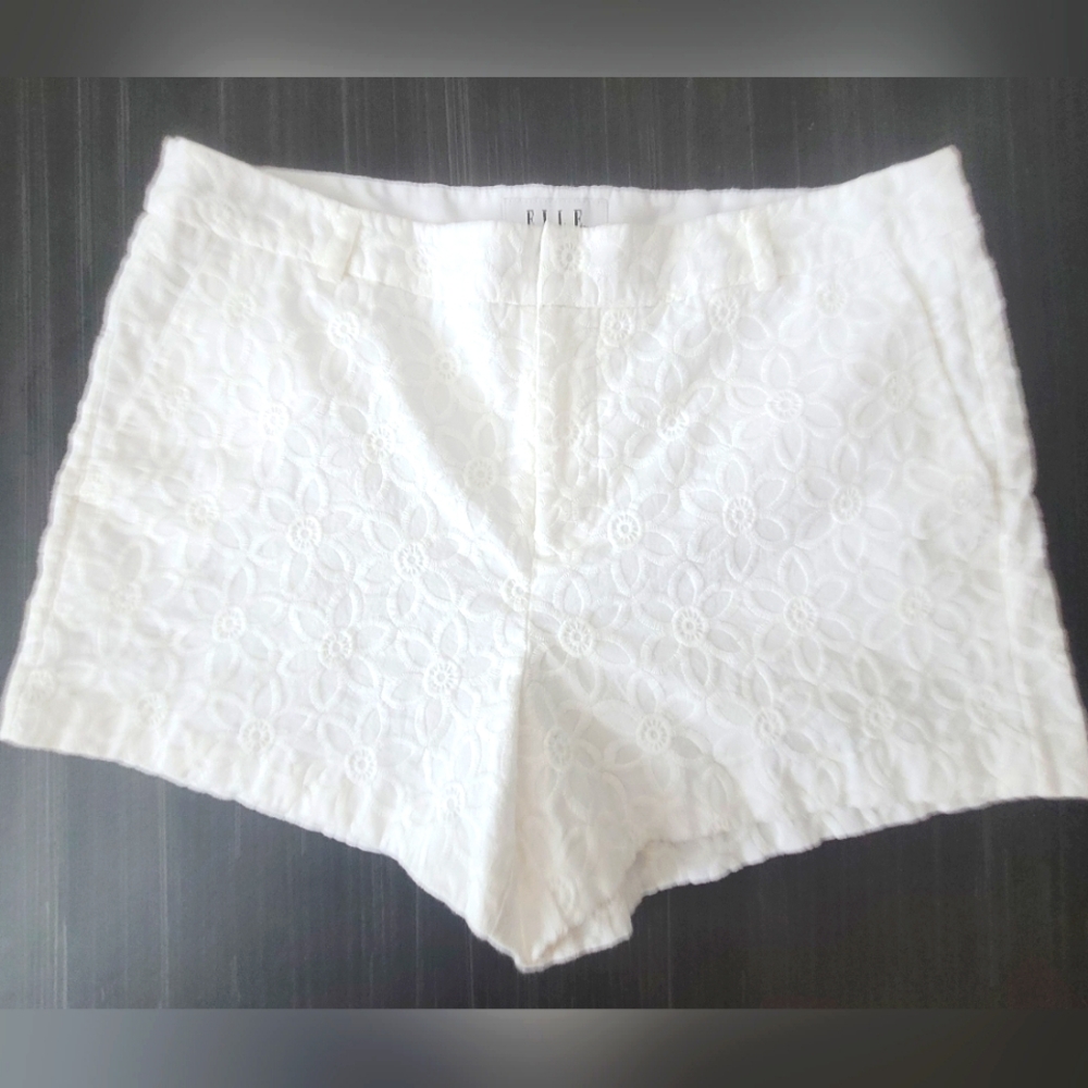 Elle White Floral Shorts